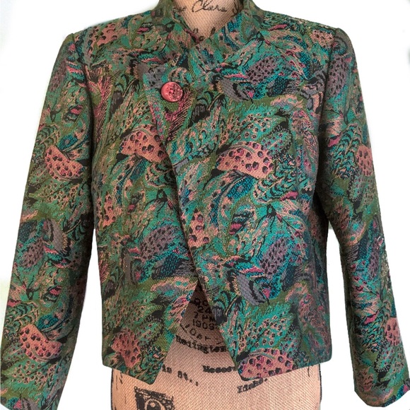 🔥Vintage 80’s Peacock Tapestry Cropped Blazer - Picture 5 of 7